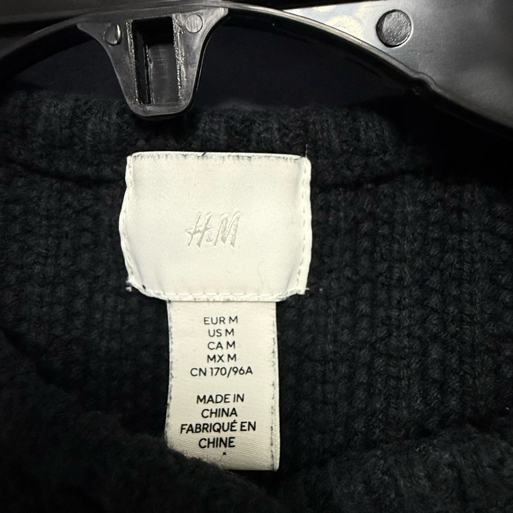 H&M Black Knit Cardigan with Gold Accents - Picture 4 of 8